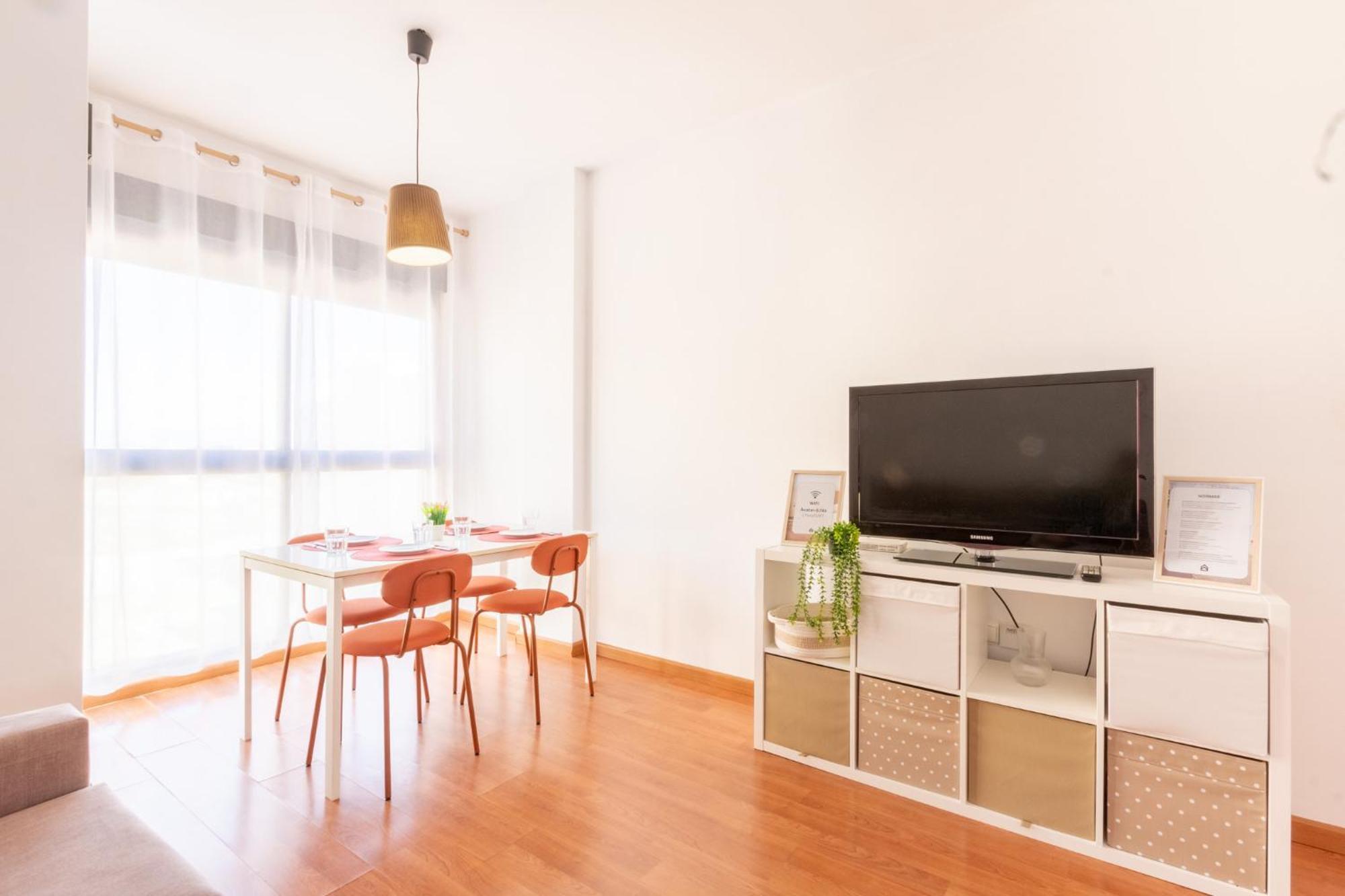 Apartamento Cerca Del Mar Y Aeropuerto لقنت المظهر الخارجي الصورة