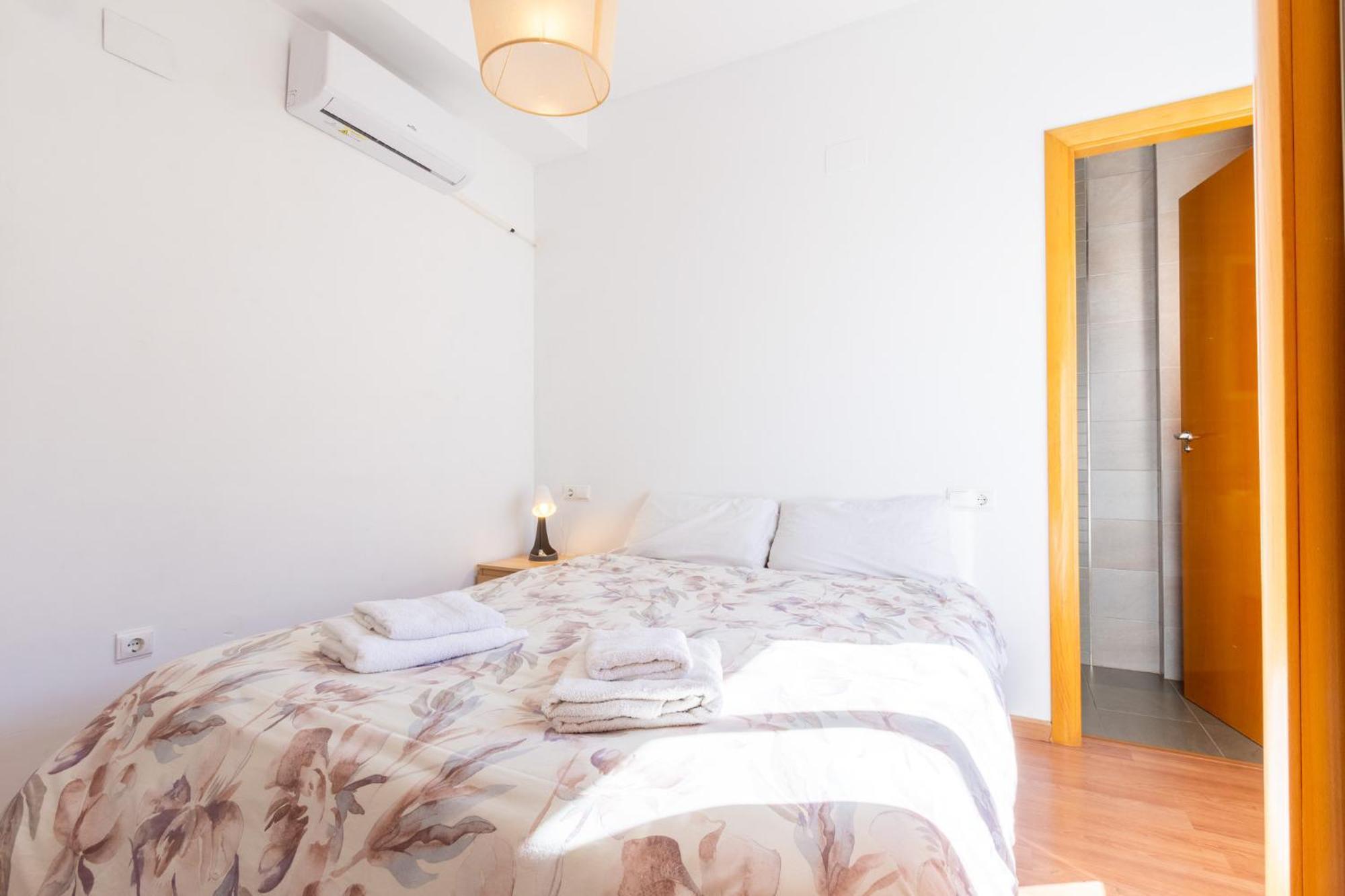 Apartamento Cerca Del Mar Y Aeropuerto لقنت المظهر الخارجي الصورة