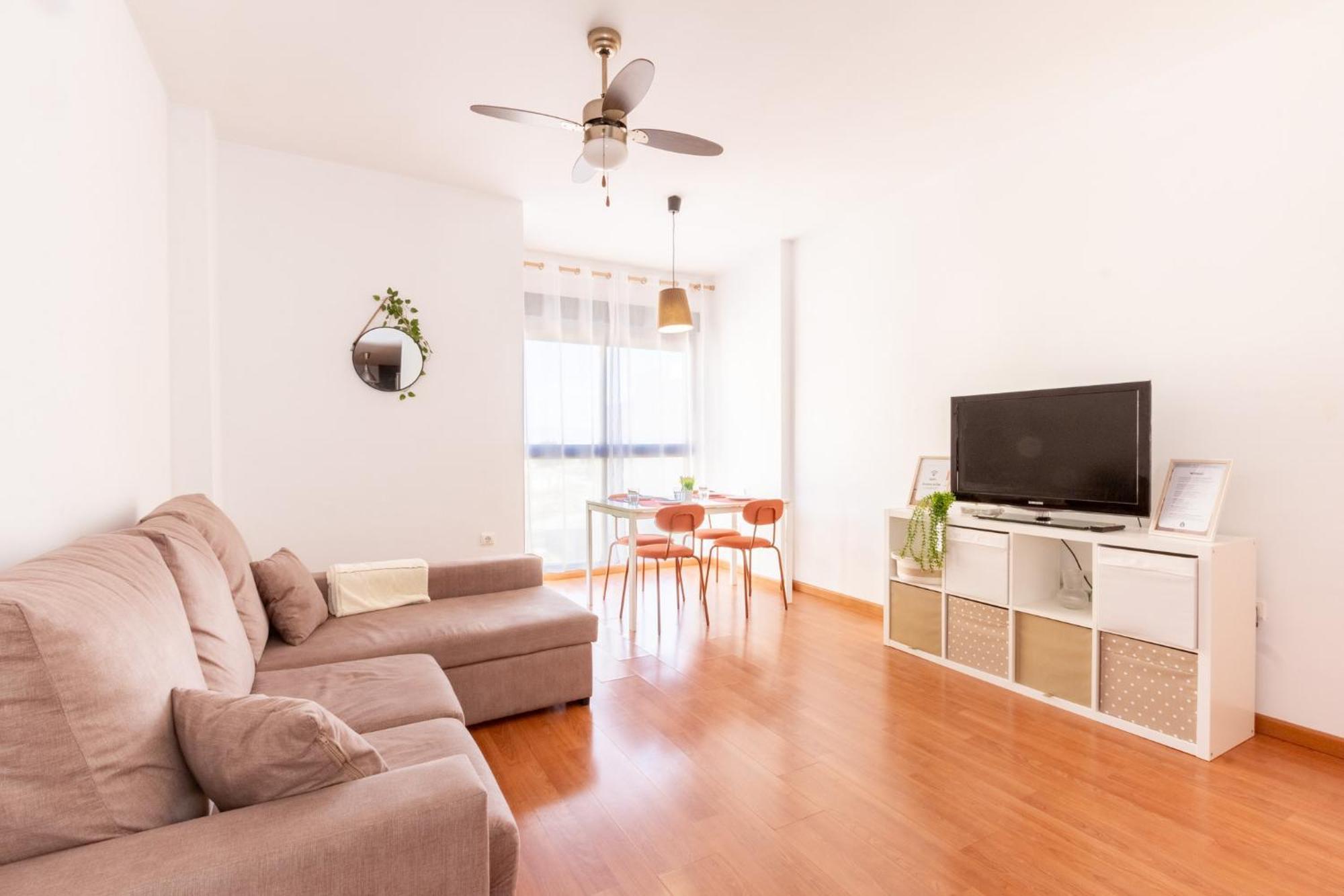 Apartamento Cerca Del Mar Y Aeropuerto لقنت المظهر الخارجي الصورة